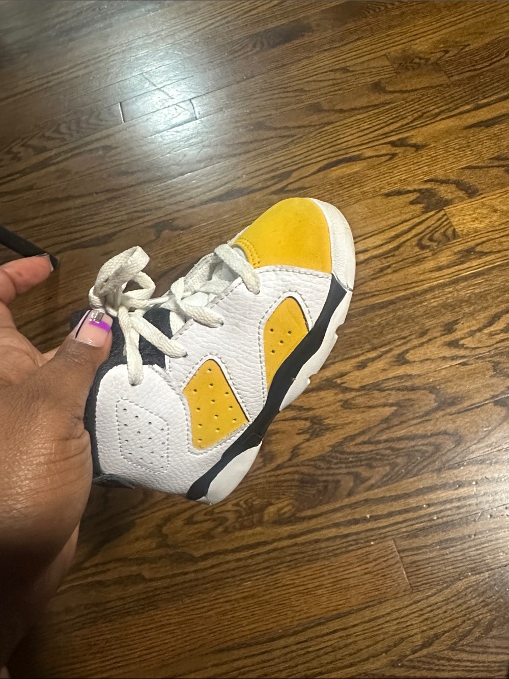 Jordan Kids White, Yellow & Black Retro Basketball Sneakers
